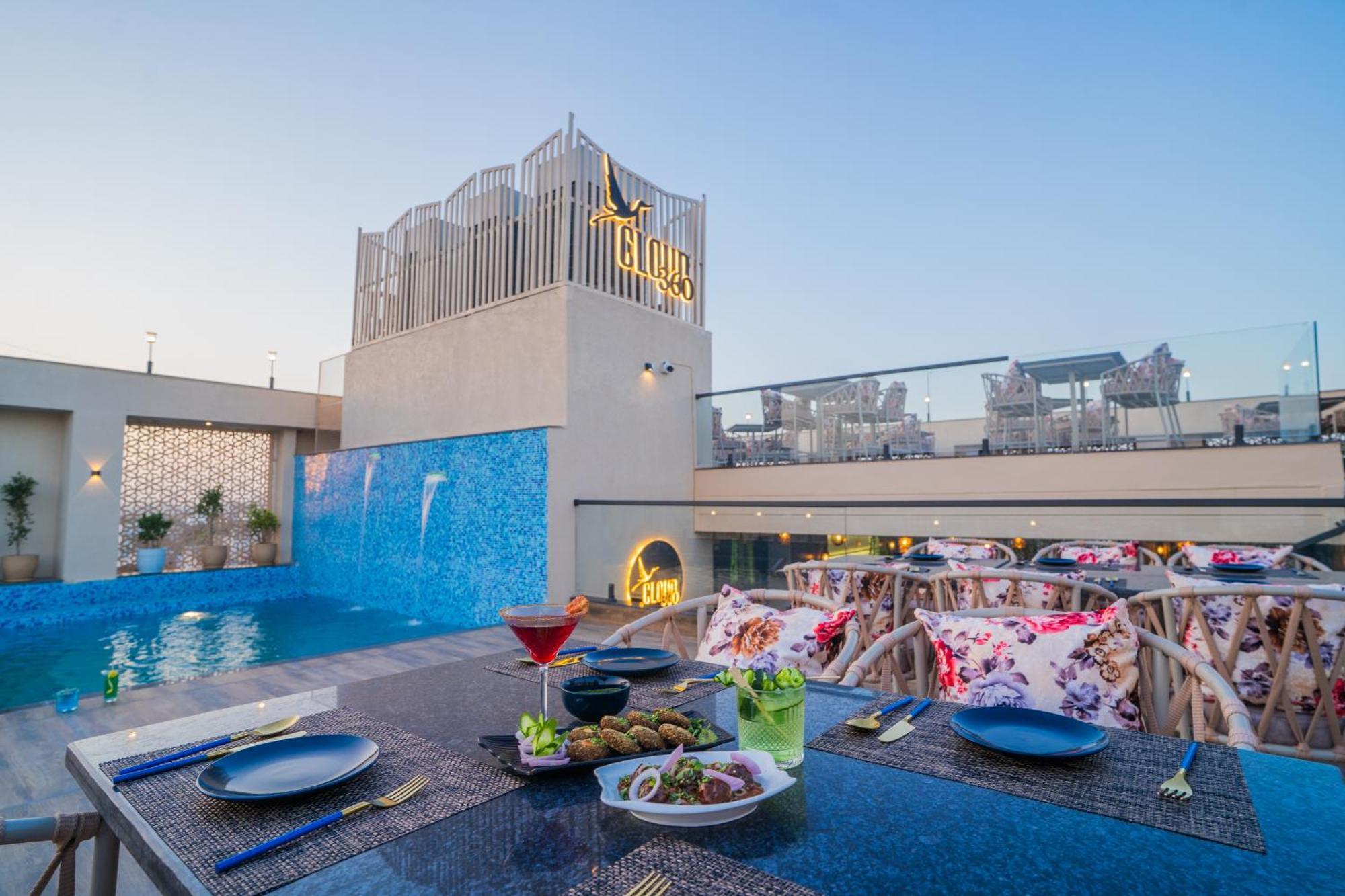 Hotel Royal Prime Джайпур Екстериор снимка